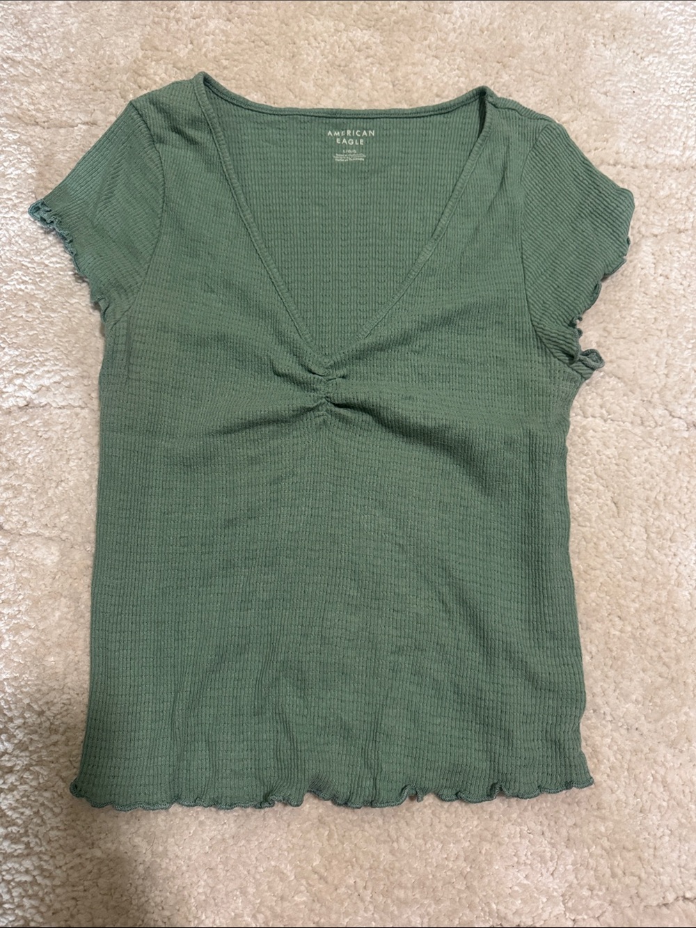 American Eagle Outfitters Green Ribbed V‑Neck Twist Front Tee